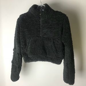 Fluffy Cropped 3/4 Zip Sweater 💥